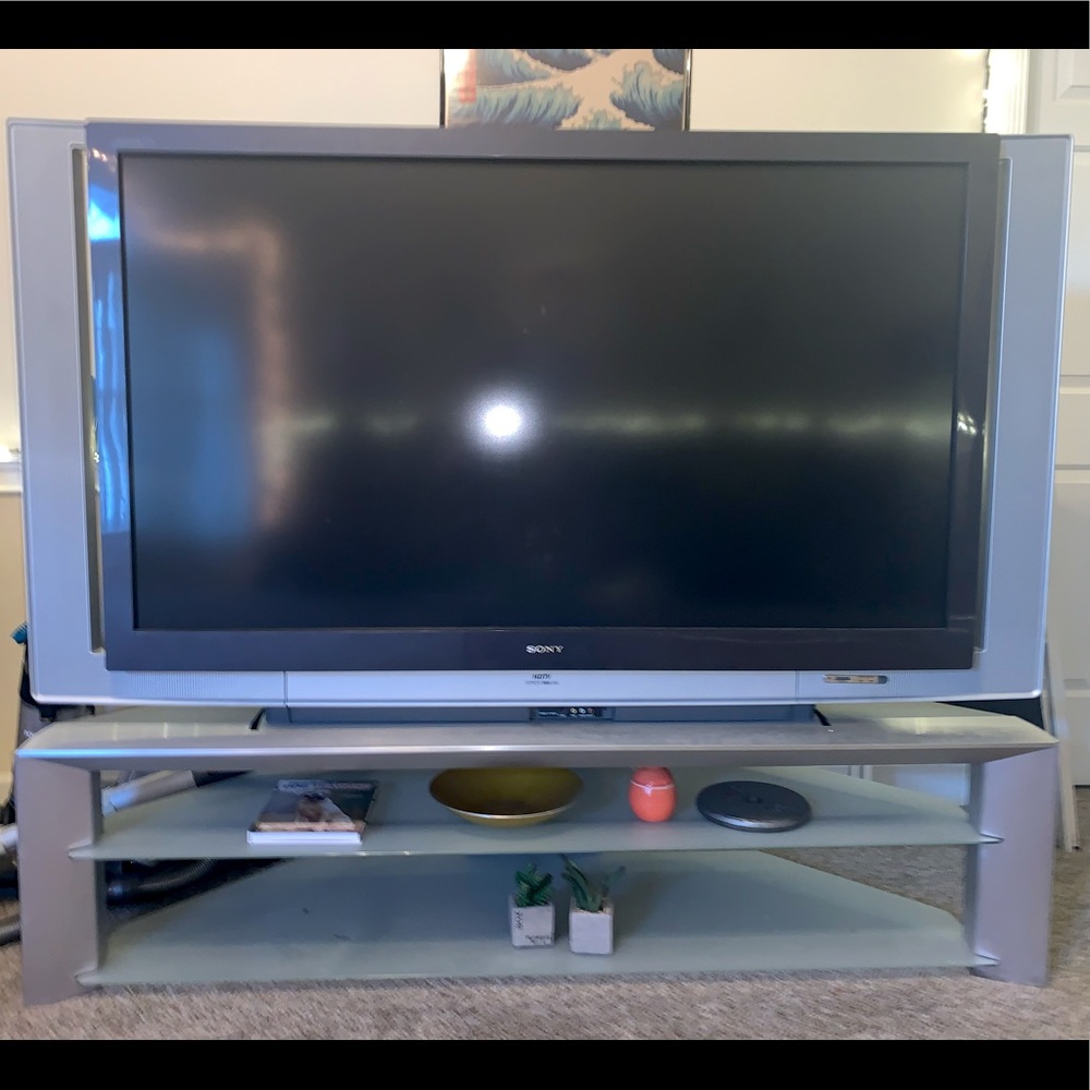 Sony 60” cd projection tv with stand